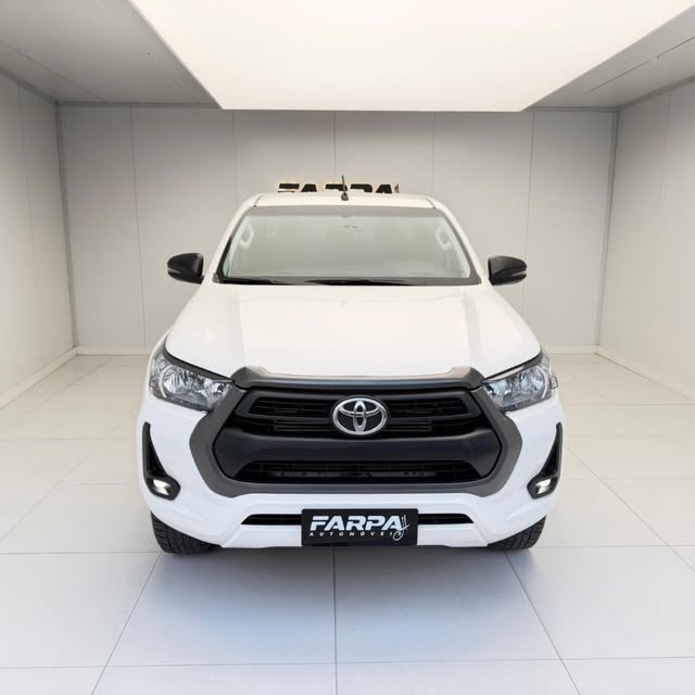TOYOTA HILUX CD SR 4X4 2.8 TDI DIESEL AUT. - Imagem 2