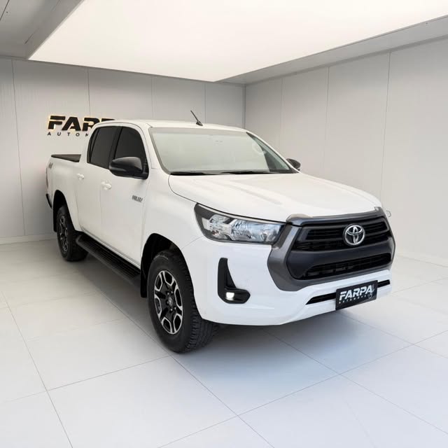TOYOTA HILUX CD SR 4X4 2.8 TDI DIESEL AUT. - Imagem 7
