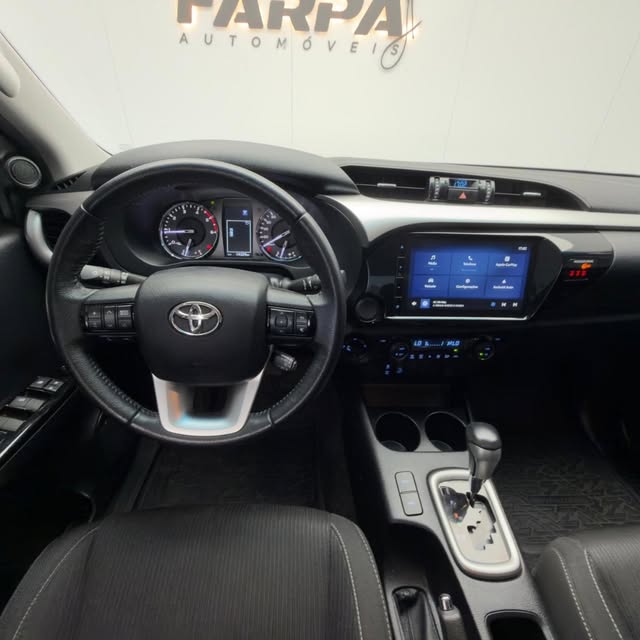 TOYOTA HILUX CD SR 4X4 2.8 TDI DIESEL AUT. - Imagem 10