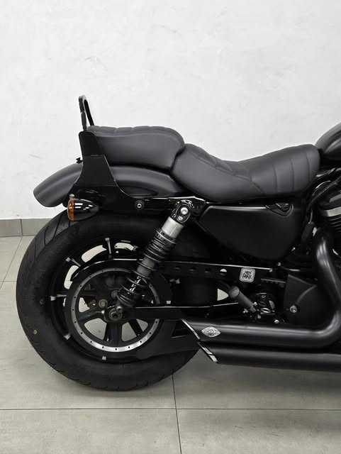 HARLEY-DAVIDSON SPORTSTER IRON 883 - Imagem 6