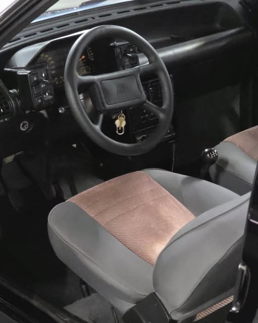 FIAT UNO 1.6R - Imagem 14