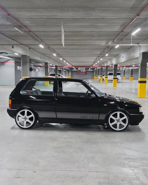 FIAT UNO 1.6R - Imagem 5