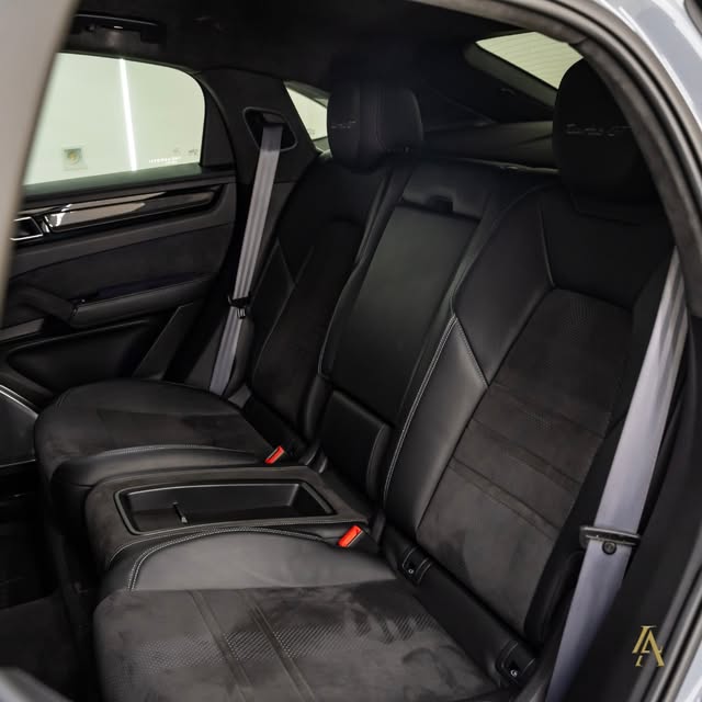 PORSCHE CAYENNE TURBO GT - Imagem 11