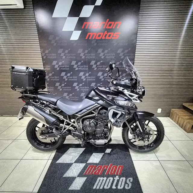 TRIUMPH TIGER 800 XRX - Imagem 1