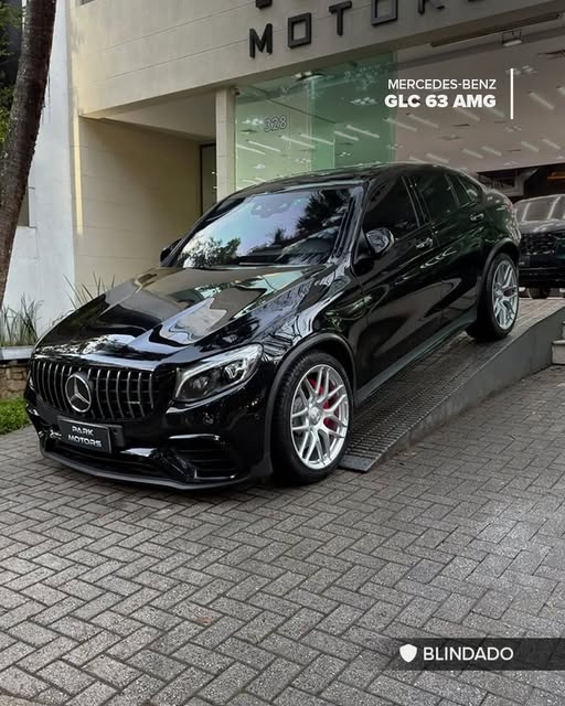 MERCEDES-BENZ GLC 63 AMG - Imagem 1