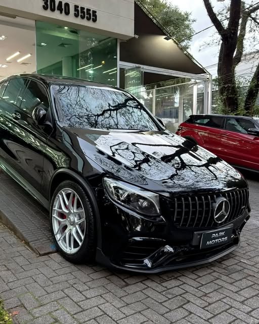MERCEDES-BENZ GLC 63 AMG - Imagem 4