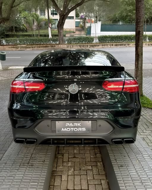 MERCEDES-BENZ GLC 63 AMG - Imagem 6