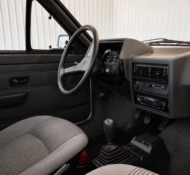 VOLKSWAGEN VOYAGE - Imagem 15