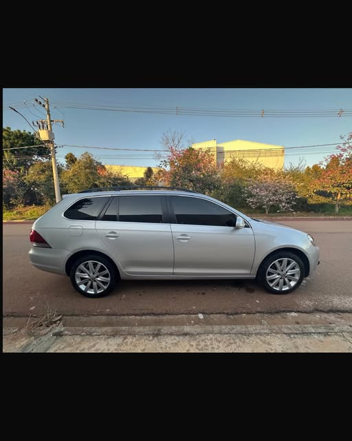 VOLKSWAGEN JETTA VARIANT - Imagem 11
