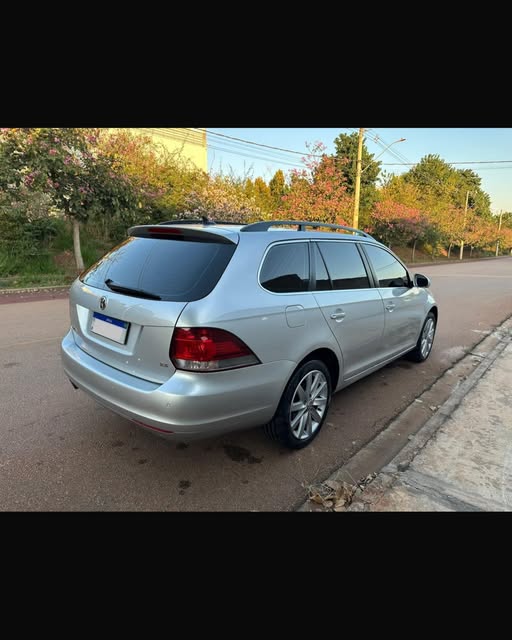 VOLKSWAGEN JETTA VARIANT - Imagem 12