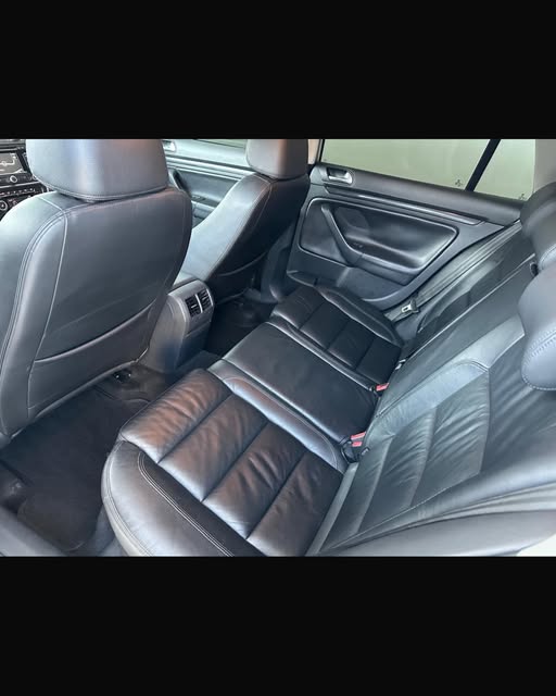VOLKSWAGEN JETTA VARIANT - Imagem 4
