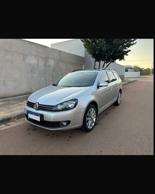 VOLKSWAGEN JETTA VARIANT - Imagem 6