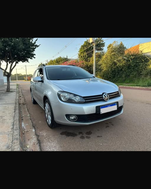 VOLKSWAGEN JETTA VARIANT - Imagem 7