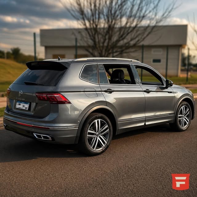 VOLKSWAGEN TIGUAN R LINE - Imagem 10