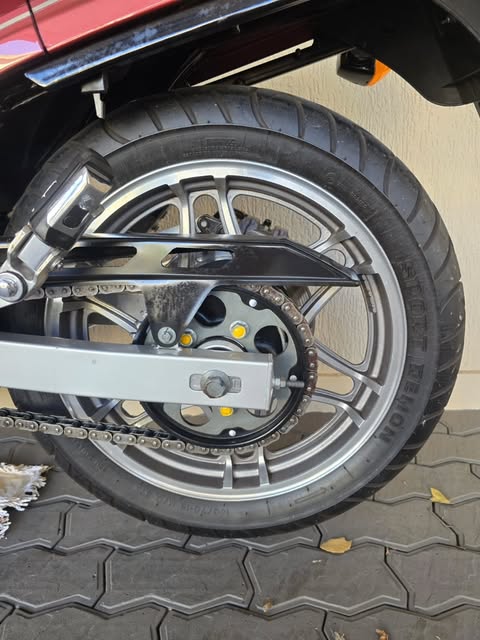 HONDA CB 750 - Imagem 12