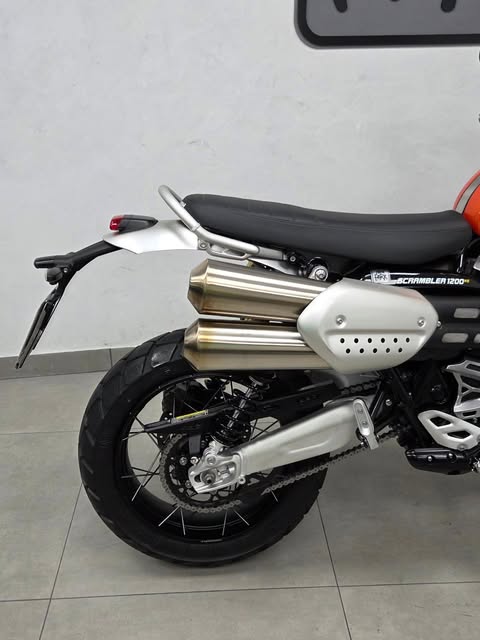 TRIUMPH SCRAMBLER XE - Imagem 8