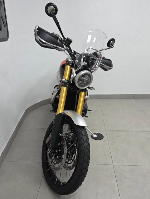 TRIUMPH SCRAMBLER XE - Imagem 10