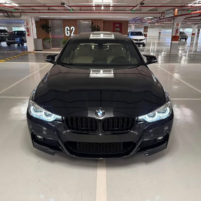 BMW 320I M SPORT PLUS - Imagem 6