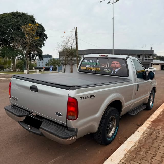 FORD F-250 XLT-L - Imagem 10