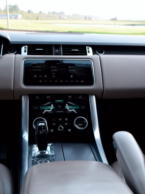 LAND ROVER RANGE ROVER SPORT HSE - Imagem 5
