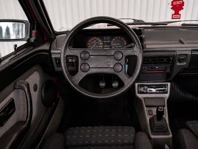 VOLKSWAGEN SAVEIRO - Imagem 16