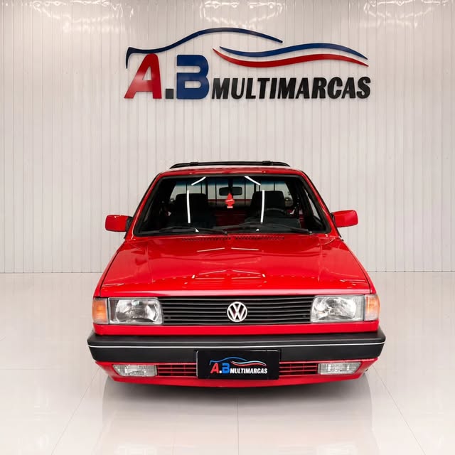 VOLKSWAGEN SAVEIRO - Imagem 8