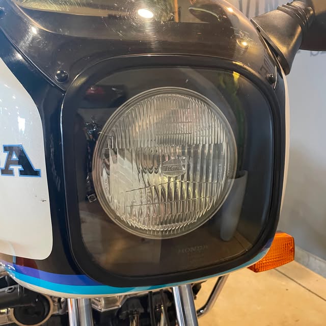 HONDA CBX 1050 - Imagem 2