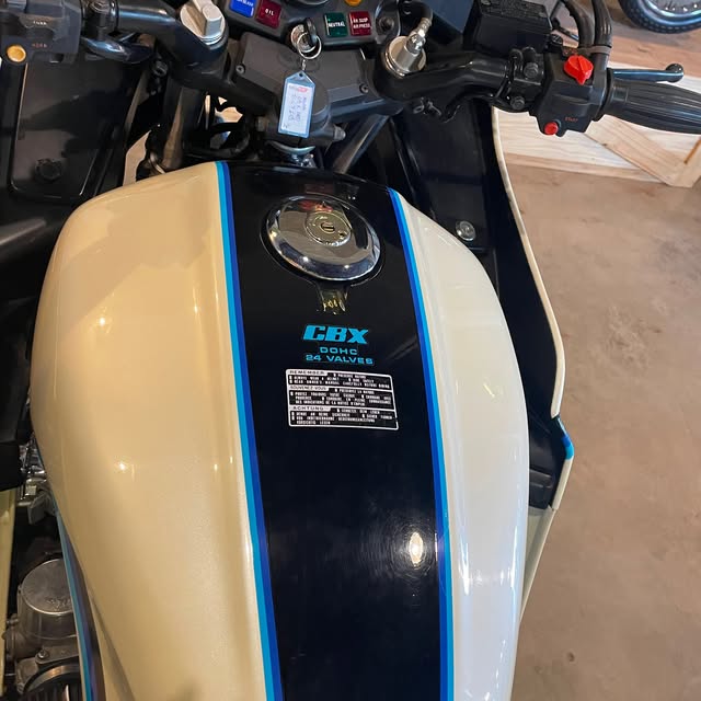 HONDA CBX 1050 - Imagem 8