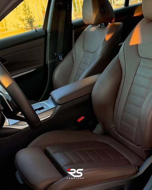 BMW 320I M SPORT - Imagem 7