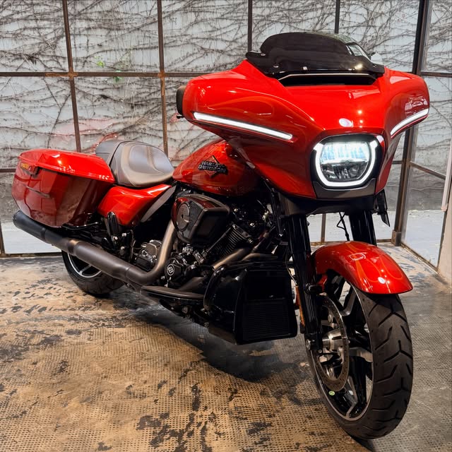 HARLEY-DAVIDSON STREET GLIDE - Imagem 1