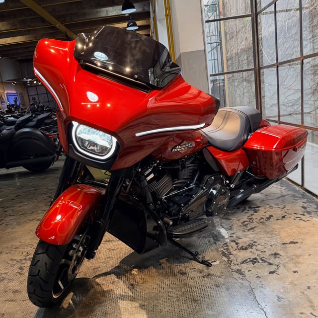 HARLEY-DAVIDSON STREET GLIDE - Imagem 6