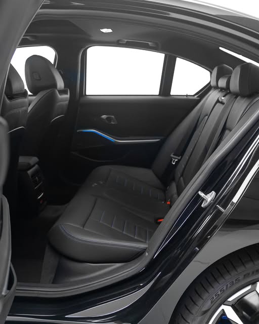 BMW 320I M SPORT - Imagem 5
