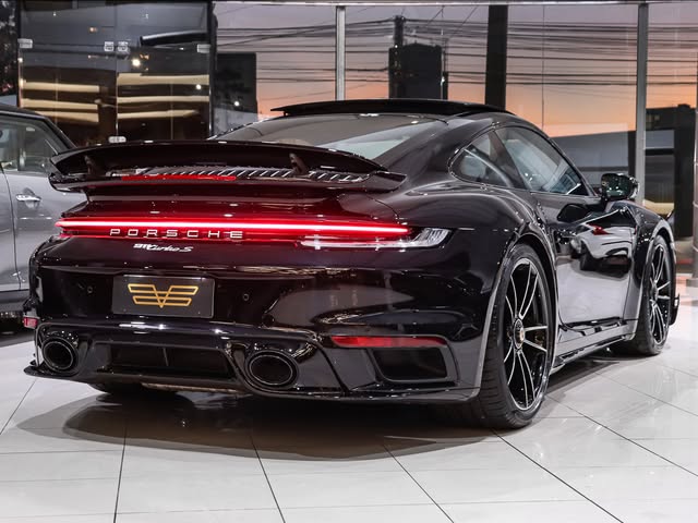 PORSCHE 911 TURBO S - Imagem 3