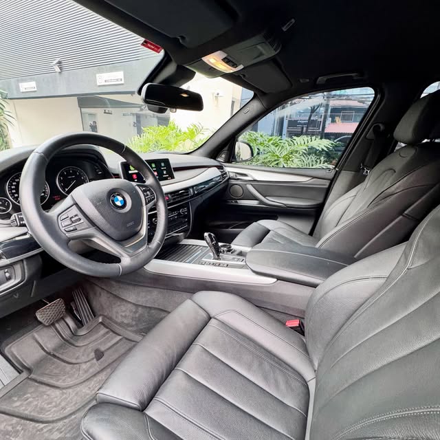 BMW X5 XDRIVE50I SECURITY - Imagem 7
