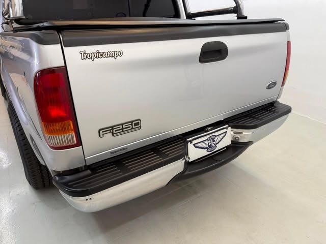 FORD F-250 XLT-L TROPICAMPO - Imagem 16