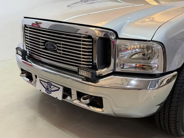 FORD F-250 XLT-L TROPICAMPO - Imagem 5