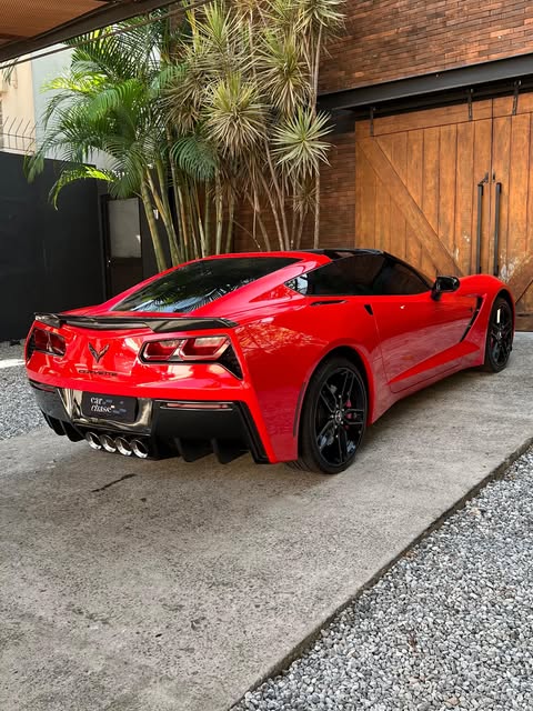 CHEVROLET CORVETTE STINGRAY Z51 - Imagem 2