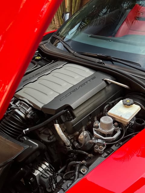 CHEVROLET CORVETTE STINGRAY Z51 - Imagem 8