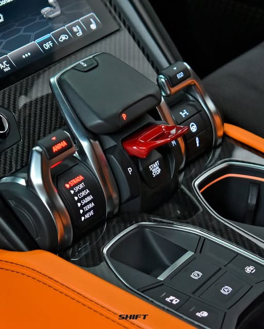 LAMBORGHINI URUS - Imagem 10