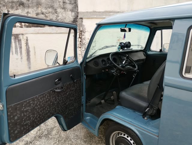 VOLKSWAGEN KOMBI - Imagem 14