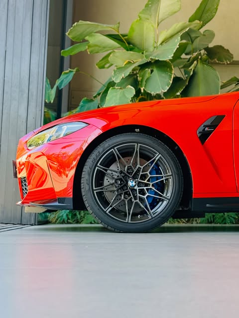 BMW M4 COMPETITION - Imagem 15