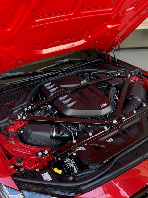 BMW M4 COMPETITION - Imagem 3