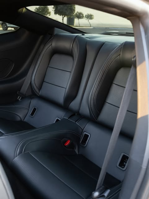 FORD MUSTANG GT 5.0 V8 - Imagem 6