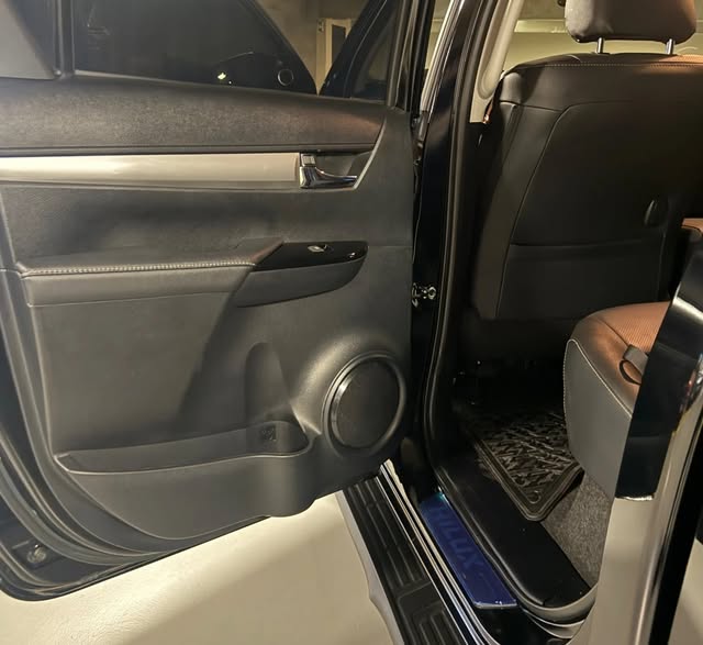 TOYOTA HILUX SRX 2.8 TURBO DIESEL - Imagem 8