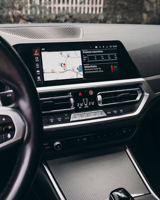 BMW 320I M SPORT - Imagem 5