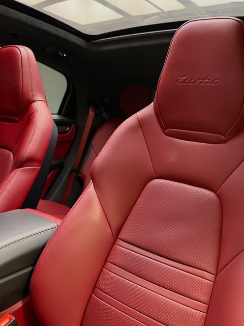 PORSCHE CAYENNE TURBO COUPÉ - Imagem 10