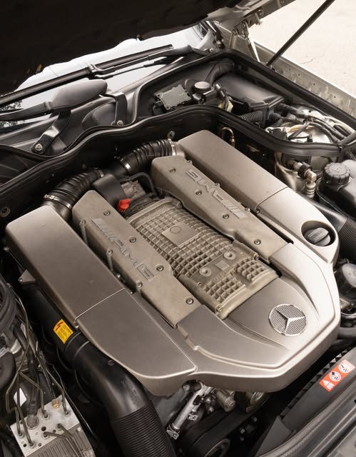 MERCEDES-BENZ E 55 AMG AMG - Imagem 10
