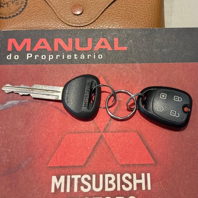 MITSUBISHI PAJERO - Imagem 20