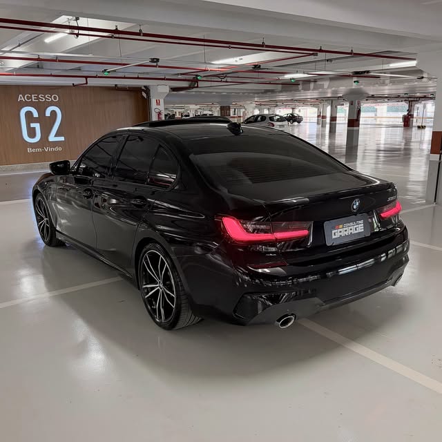 BMW 330I M SPORT - Imagem 3