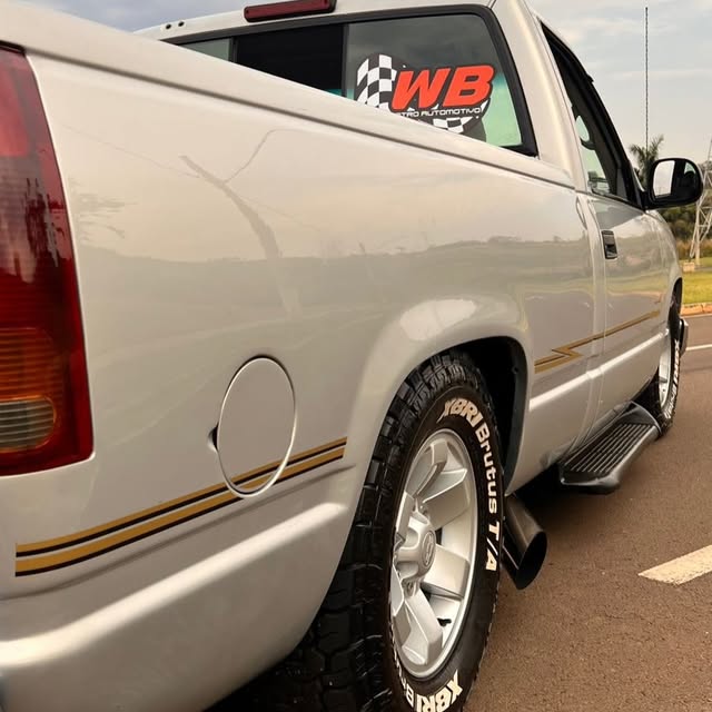 CHEVROLET SILVERADO D20 - Imagem 7